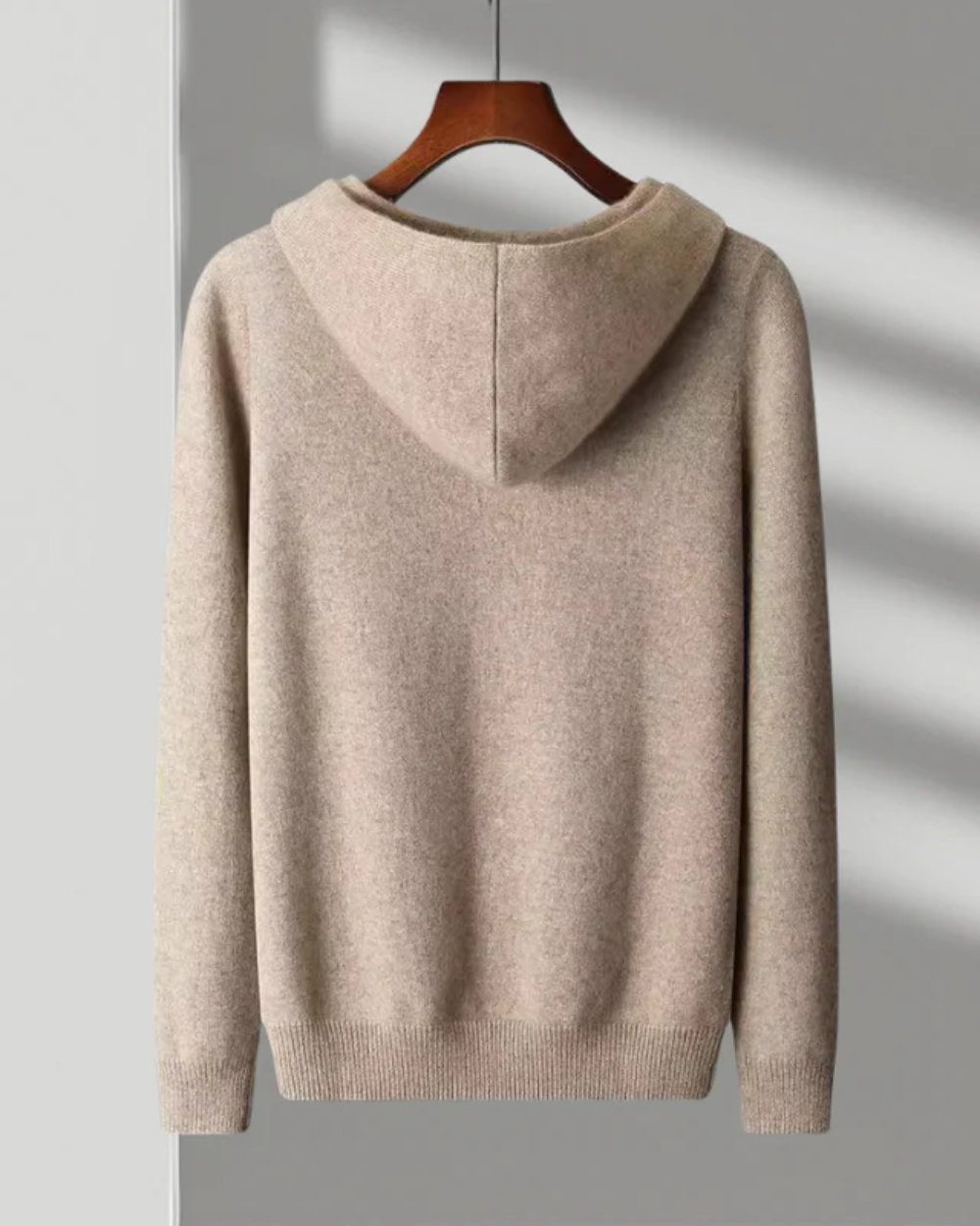 Felpa con Cappuccio in Lana Merino Nova
