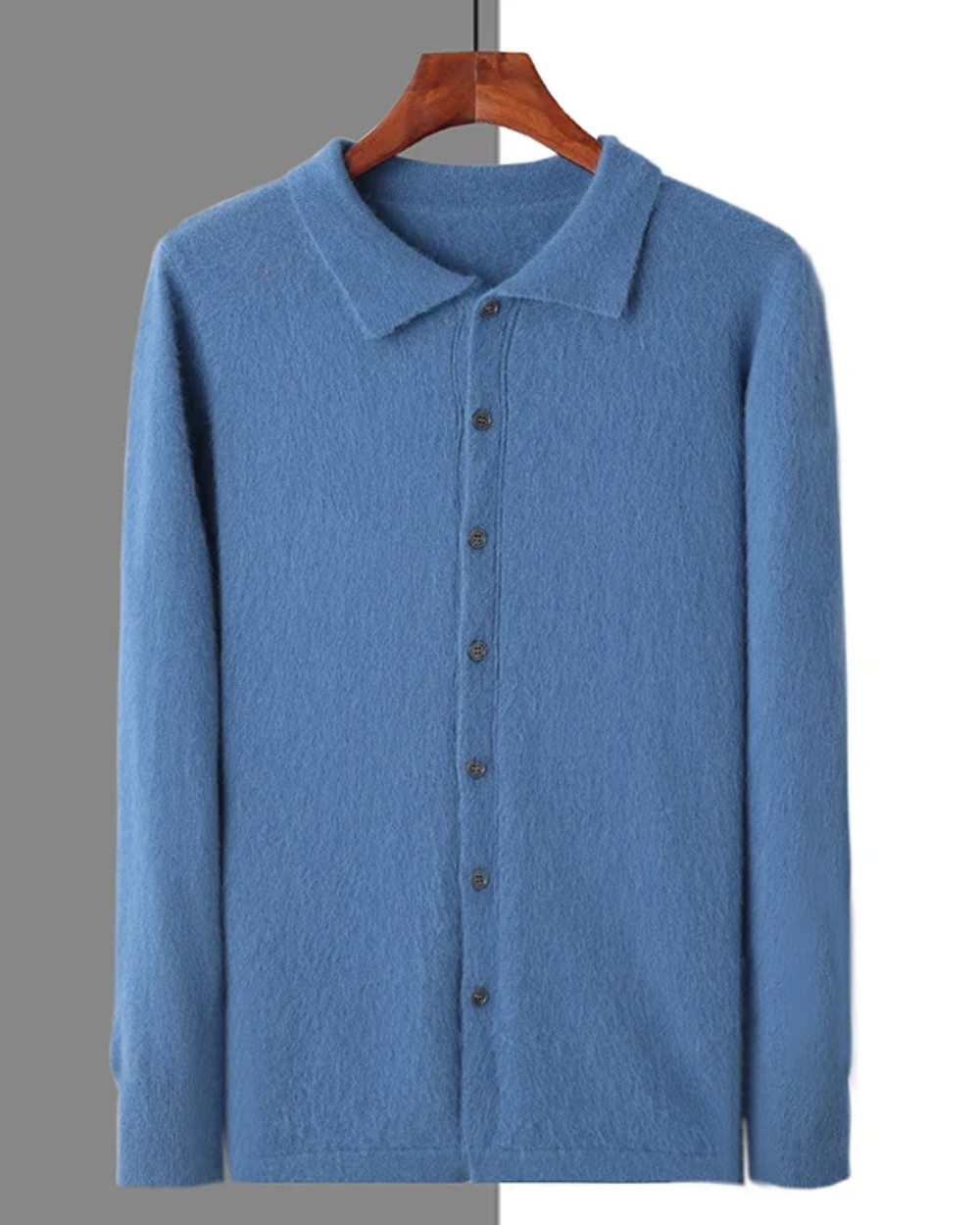 Cardigan con Bottoni in Cashmere Planeta